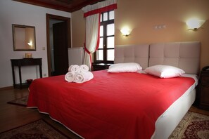 Doppel- oder Zweibettzimmer, Bergblick