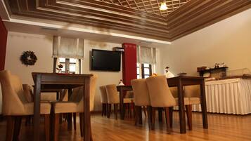 Desayuno buffet incluido todos los días