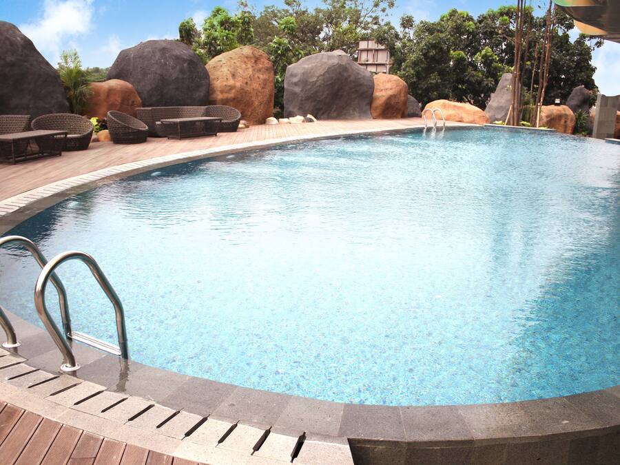 Piscina a l'aire lliure