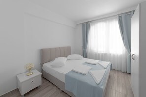 Soundproofing, iron/ironing board, free cribs/infant beds, free WiFi - Hotel Tuna (Edremit)