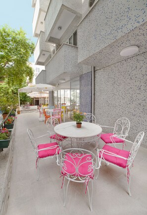 Terrace/patio - Hotel Tuna (Edremit)