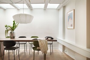 Premier Apartment | Dining room