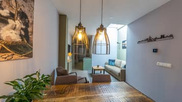 Deluxe Apartment, 1 Bedroom (Pieter Teyler) | Living area | Flat-screen TV