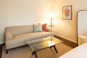 Superior Studio, 1 King Bed, Non Smoking, Balcony | Living area