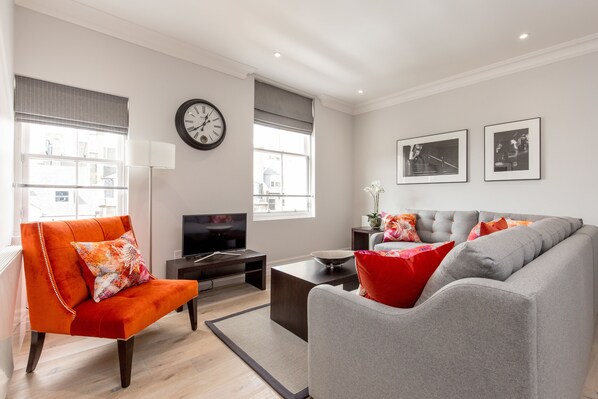 Apartment, 1 Bedroom | Living area | Flat-screen TV - Destiny Scotland Chisholm Hunter Suites (Edinburgh)