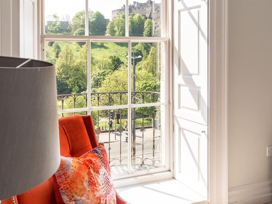 Superior Apartment, Castle View | Desk, iron/ironing board, travel crib, rollaway beds