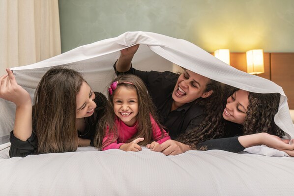 Standard Apartment, 1 Double Bed | Premium bedding, pillow-top beds, in-room safe, desk - ibis Styles Curitiba Aeroporto (Sao Jose dos Pinhais)