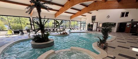 Salle de soins pour les couples, bain turc/hammam, soins du corps