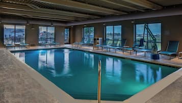 Innenpool, beheizter Pool