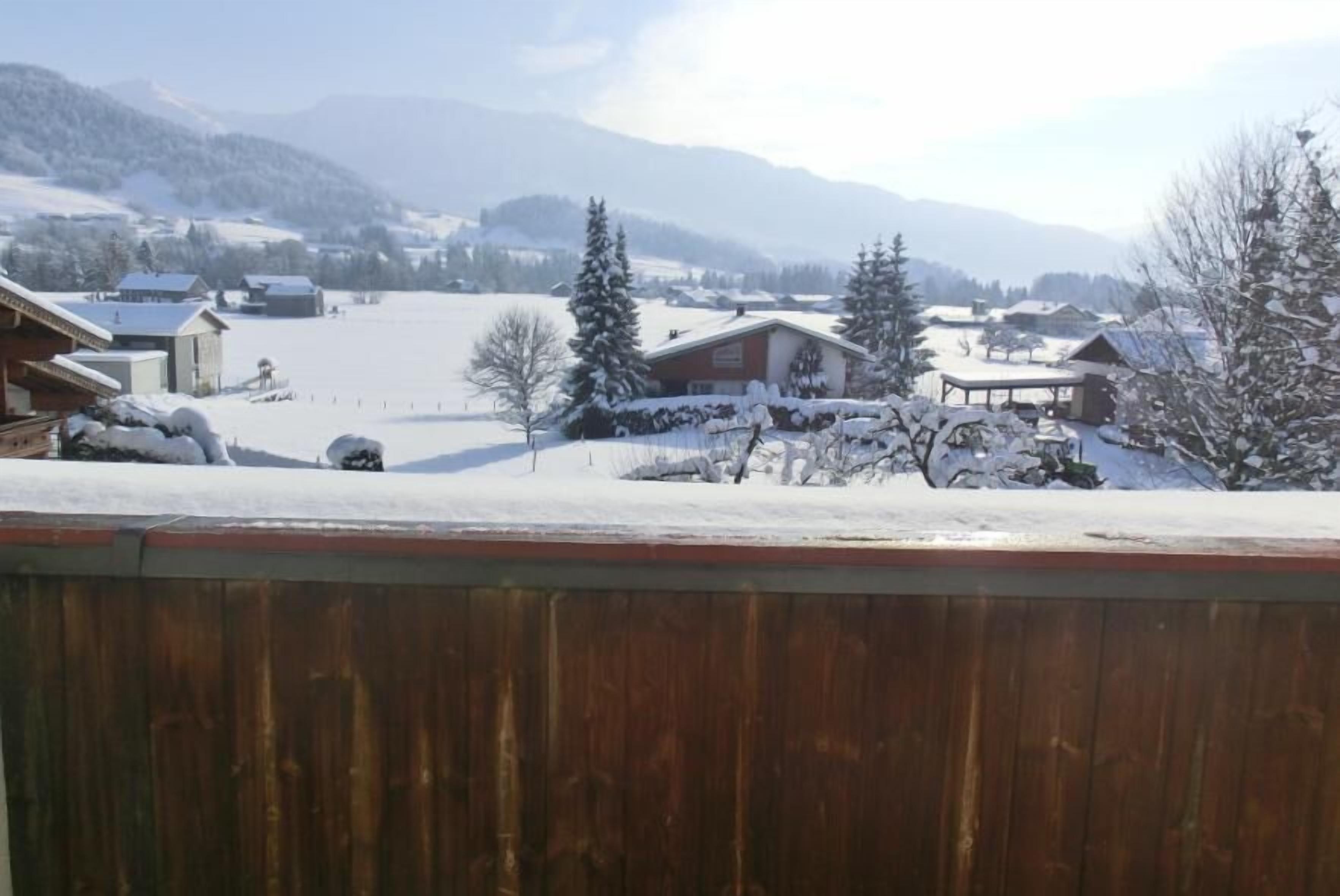 family room (panorama) | view from room