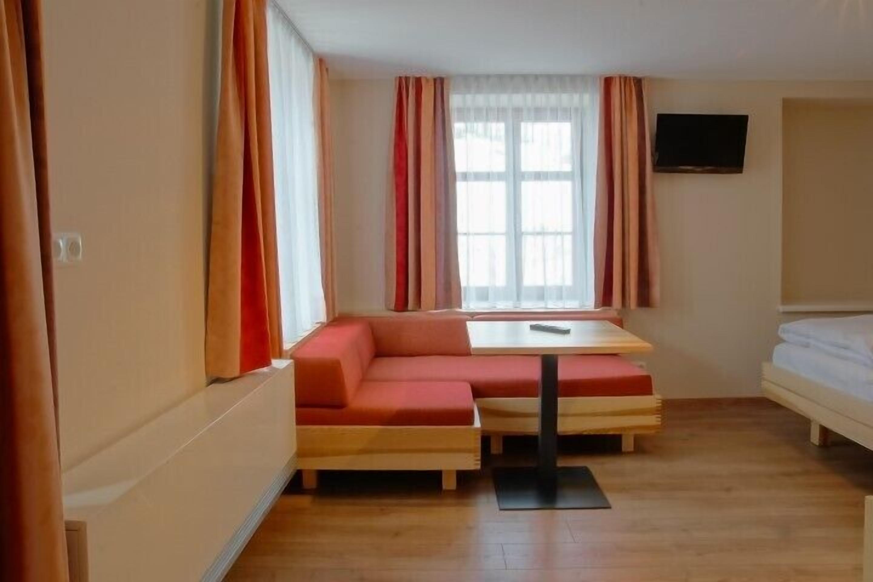 family room, annex building | premium bedding, desk, cots/infant beds, free wifi