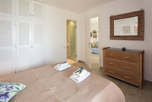 Glyfada Homes Resort