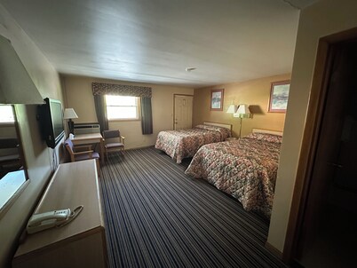 Budget Inn