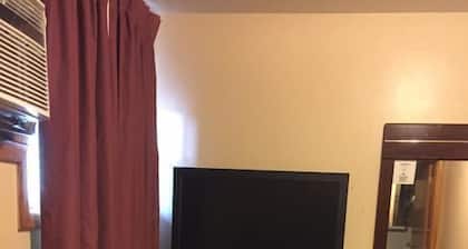 Budget Inn