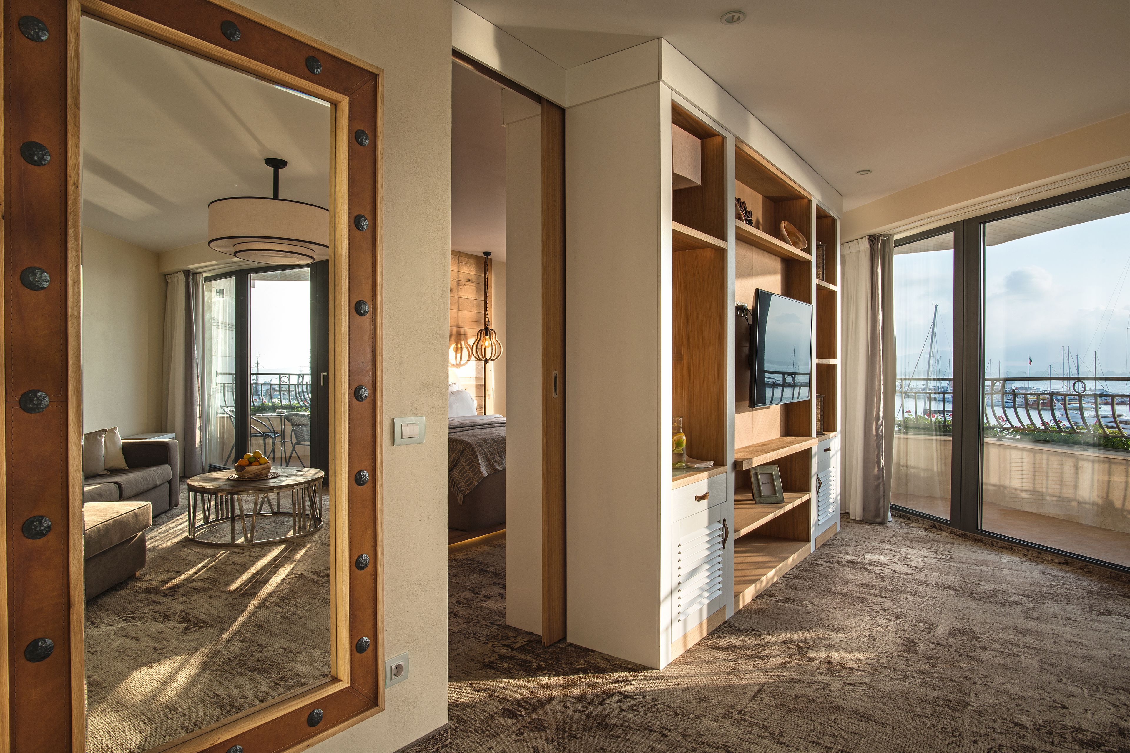 luxury apartment, 1 bedroom, sea view | 1 bedroom, hypo-allergenic bedding, minibar, in-room safe