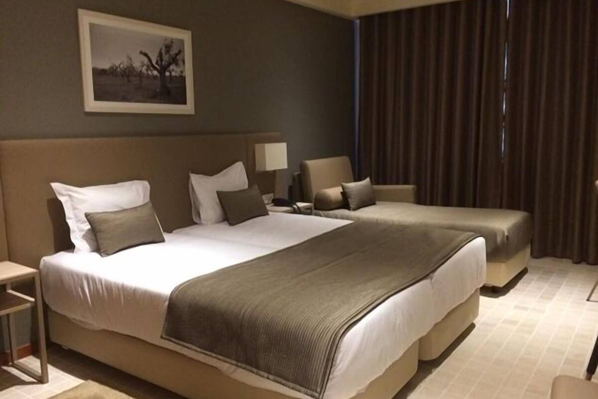 Classic Triple Room | In-room safe, rollaway beds (surcharge), WiFi (free)