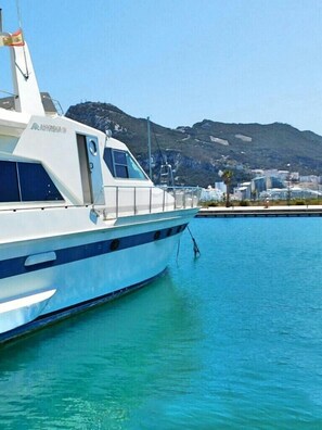 Exterior - 60ft Motor Yacht in Ocean Village Gibraltar (Gibraltar)