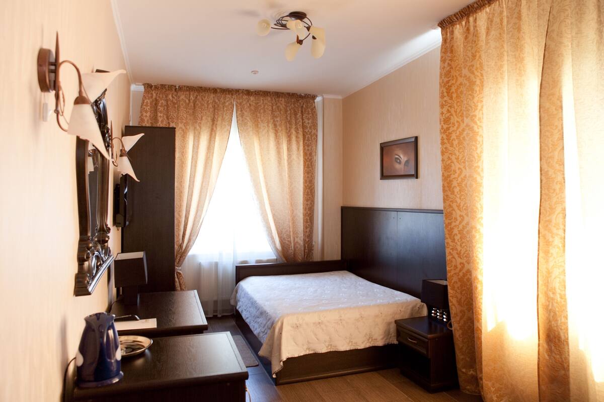 Standard Single Room | Desk, soundproofing, iron/ironing board, rollaway beds (surcharge)