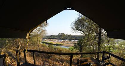 Mtomeni Safari Camp