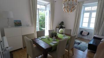 In-room dining