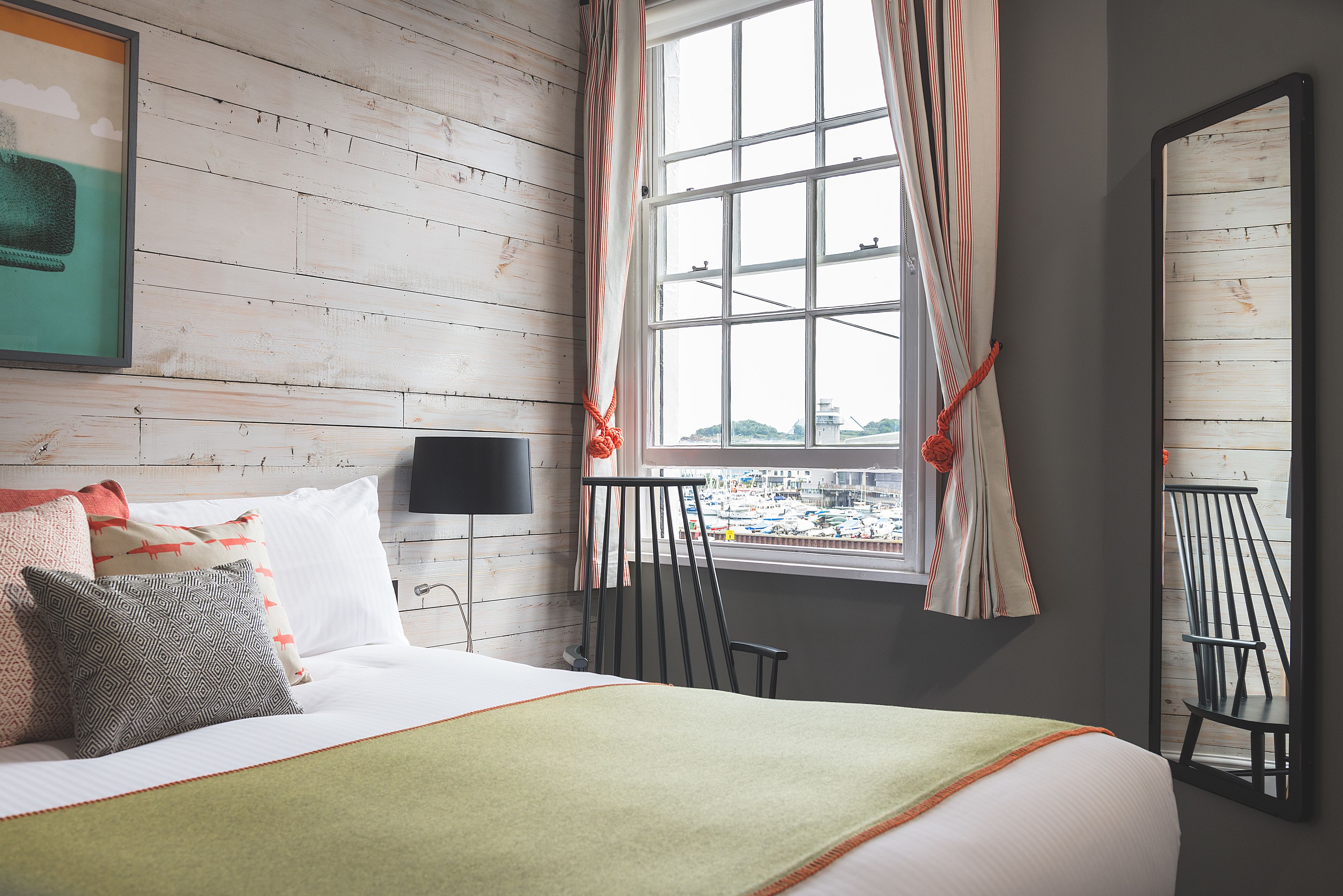 特色双床房 | 熨斗/熨板、免费 WiFi、床单