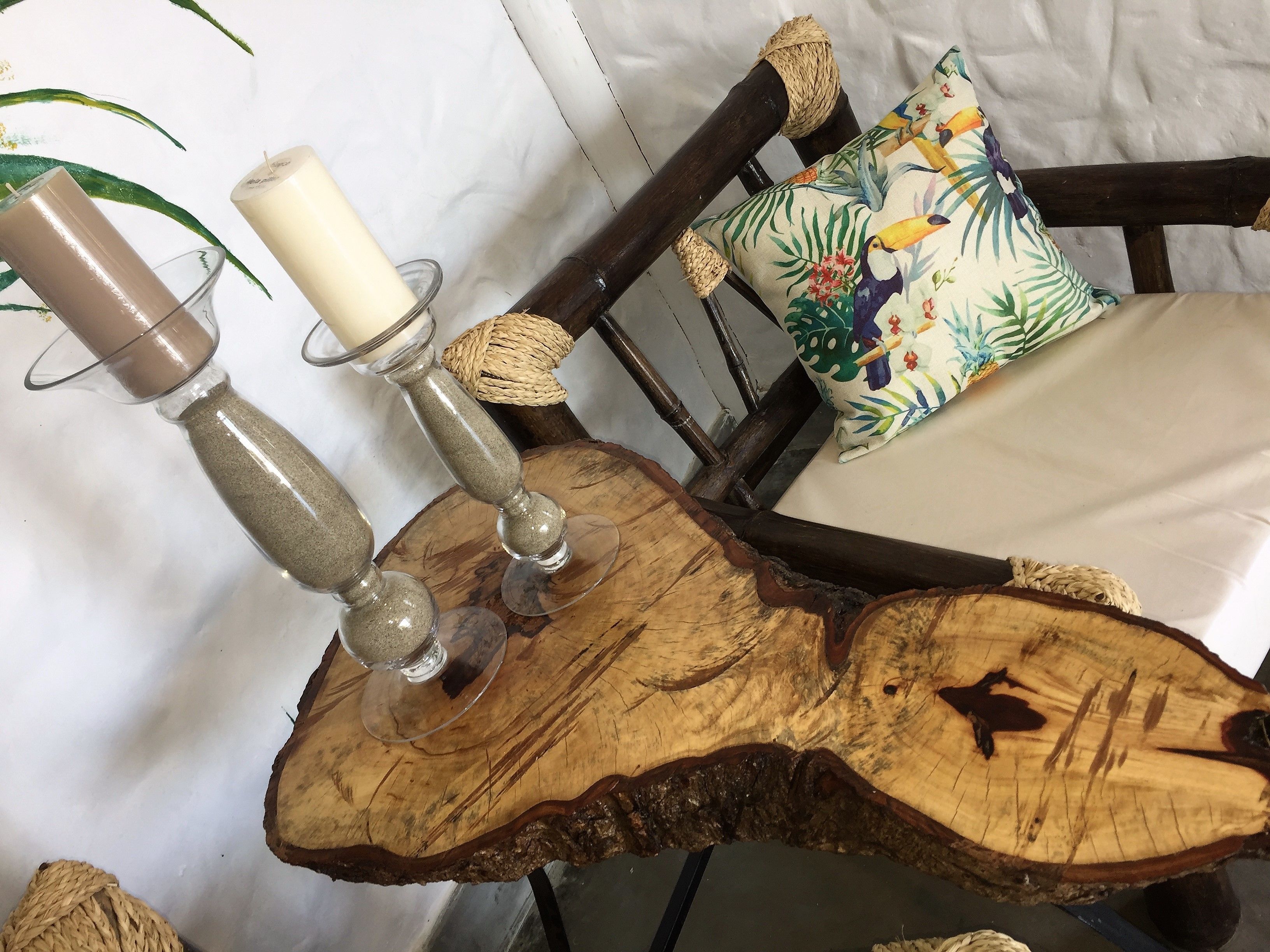 deluxe room | living room