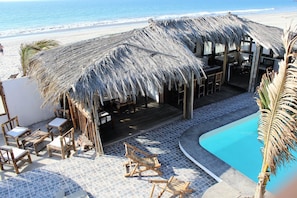 Outdoor pool, sun loungers - Puerto Antiguo (Los Organos)