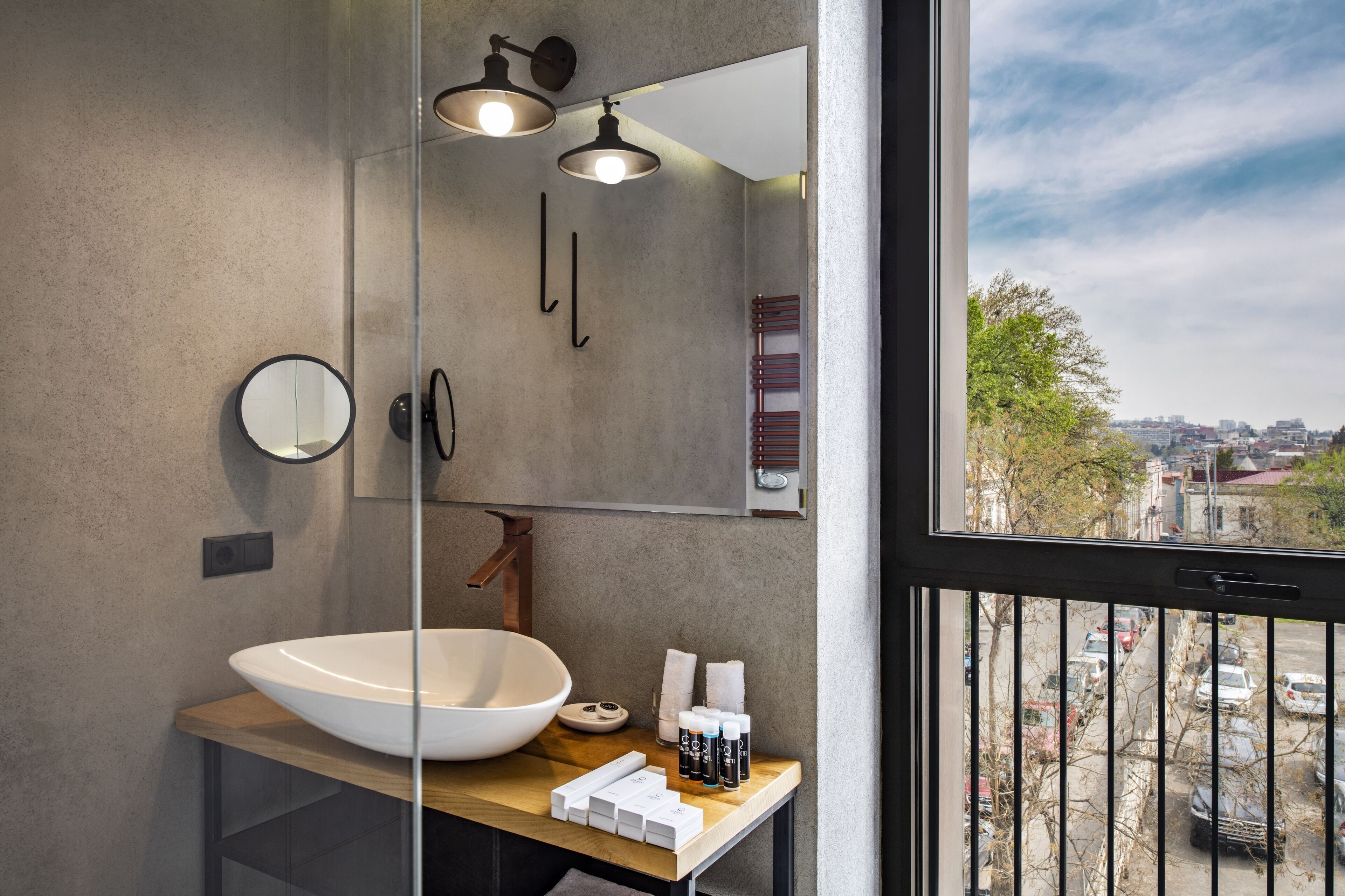 double or twin room (corner) | bathroom | shower, free toiletries, hair dryer, dressing gowns