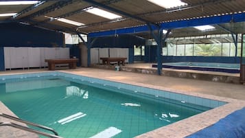 ์ค๋ด ์์์ฅ, ์ผ์ธ ์์์ฅ