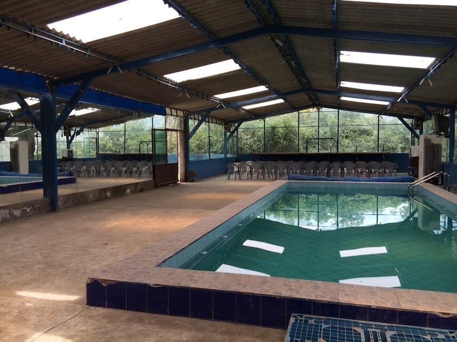 Indoor pool, outdoor pool