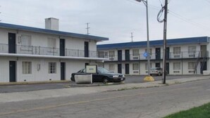Exterior - Inn Towne Motel (Columbus)