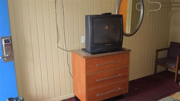 Room amenity - Inn Towne Motel (Columbus)