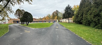 Westgate Manor Motel Austintown-Younstown, Ohio