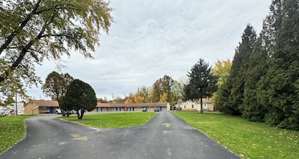 Westgate Manor Motel Austintown-Younstown, Ohio