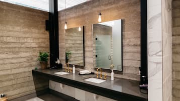 Room (Adventure Tent) | Exterior