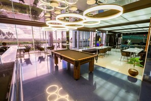 Serveert lunch, diner en brunch