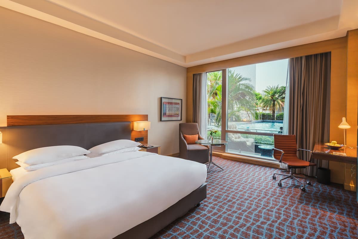 Room, 1 King Bed, Pool View | 1 bedroom, Egyptian cotton sheets, premium bedding, down comforters