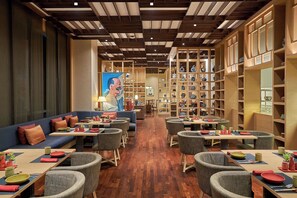 Dinner served - Hyatt Regency Lucknow (Lucknow)