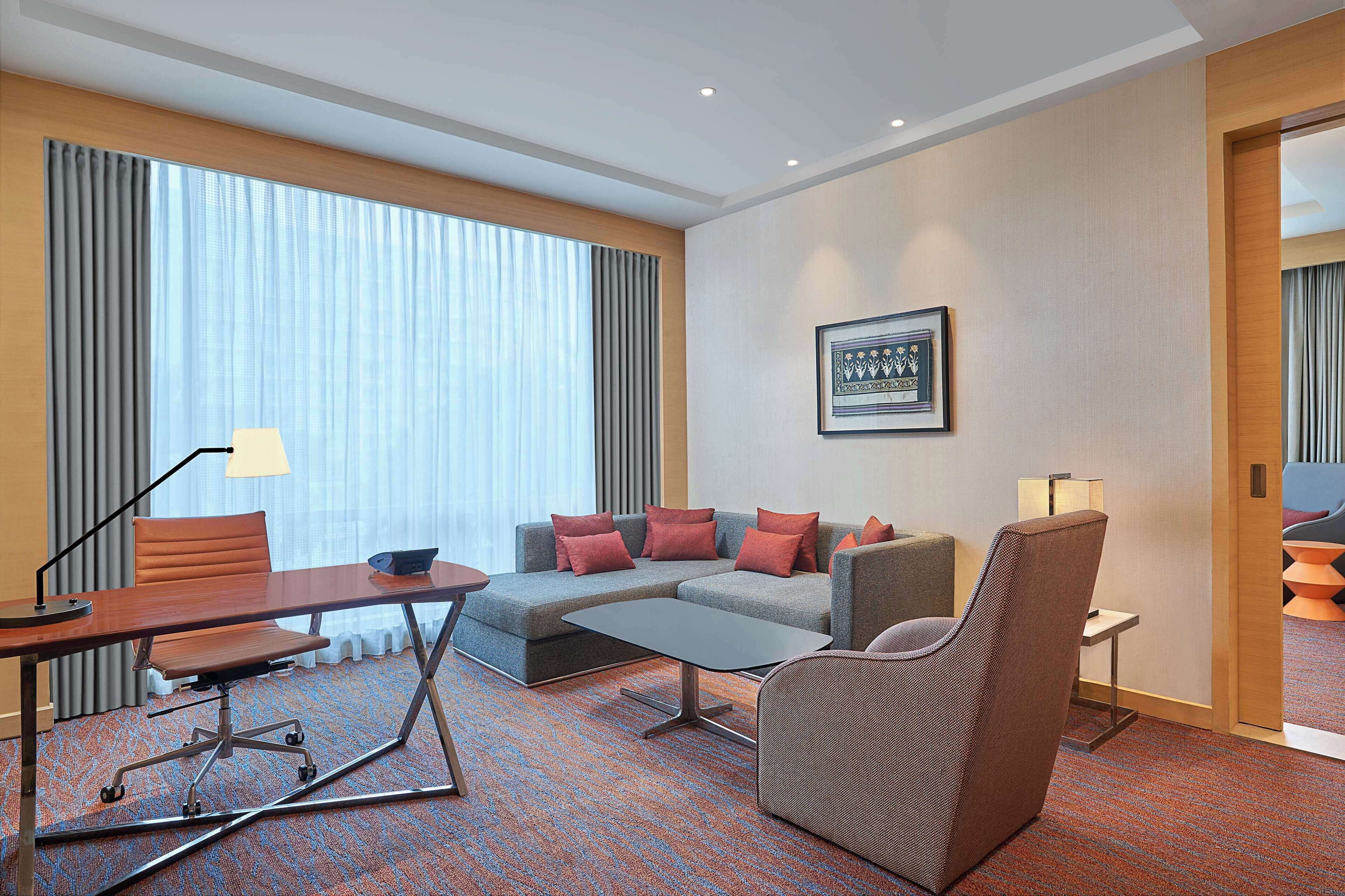 egyptian cotton sheets, premium bedding, down duvets, pillow-top beds