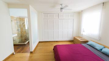 3 dormitorios, tabla de planchar con plancha, wifi gratis y ropa de cama
