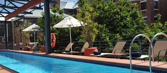 No load shedding! 5 Star loft - private patio - Wi-Fi 40Mbps - Pool
