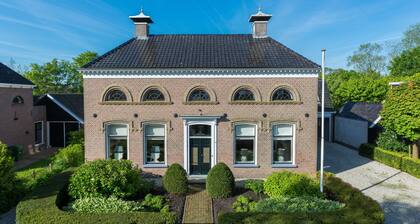 Attractive house with two bedrooms, 2 bathrooms and living area
