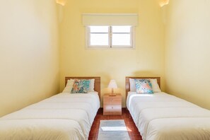 3 Schlafzimmer, Bügeleisen/Bügelbrett, kostenloses WLAN, Bettwäsche