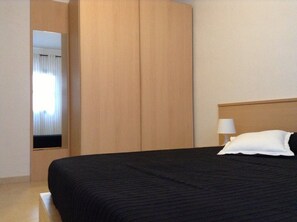 1 bedroom, WiFi, bed sheets - Cozy and entire apartment fully equipped with kitchen and private bathroom. (La Oliva)