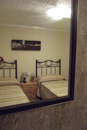 3 bedrooms, iron/ironing board, travel cot, free WiFi