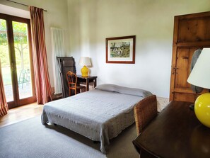 3 chambres, bureau, fer et planche à repasser, Wi-Fi gratuit