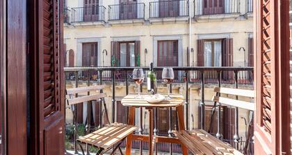 Charming luxury apartment in the heart of the historic district, Plaza Mayor