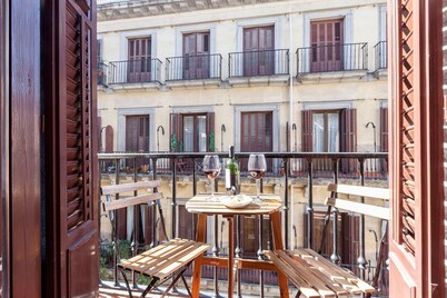 Charming luxury apartment in the heart of the historic district, Plaza Mayor