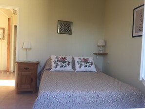 2 bedrooms, iron/ironing board, travel crib, free WiFi