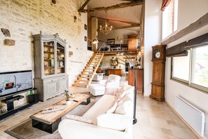 TV, fireplace, DVD player, table tennis - Casa Guillarmou - Heated Pool & Spa - Splendid (Castelnau-de-Montmiral)